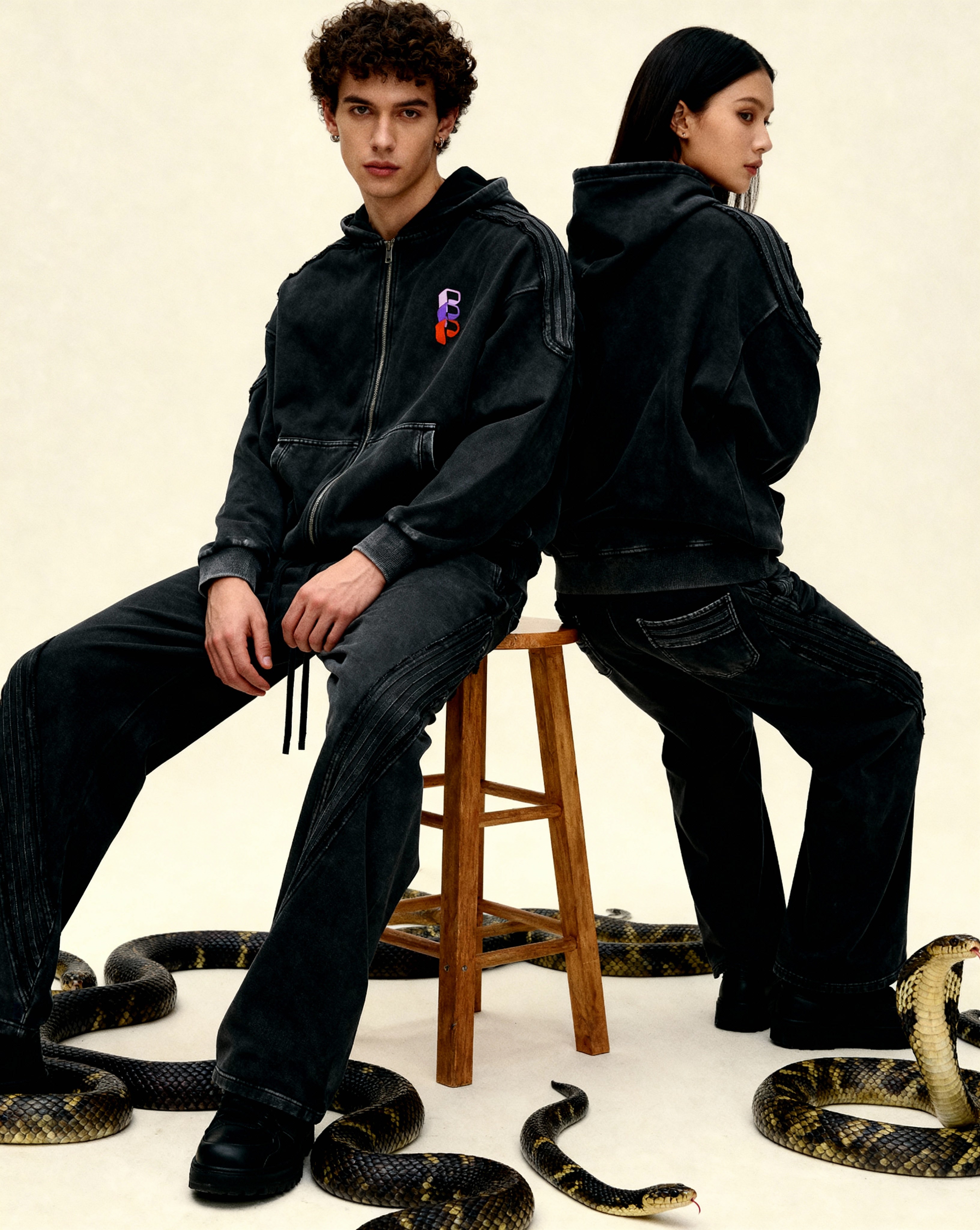 Snow Washed Tape Raw Edge Zip Hoodie