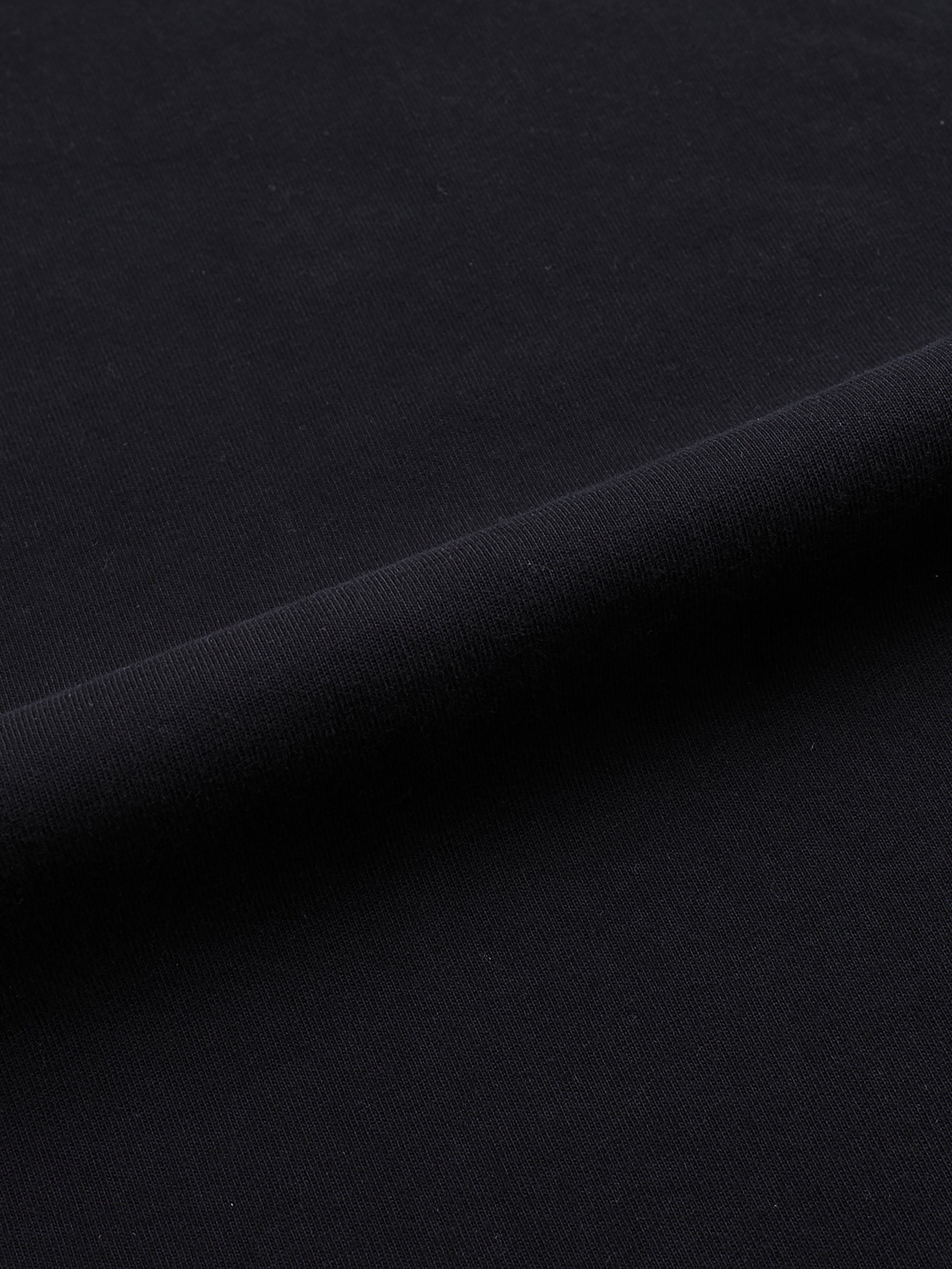 Tshirt,Unisex,Black,White